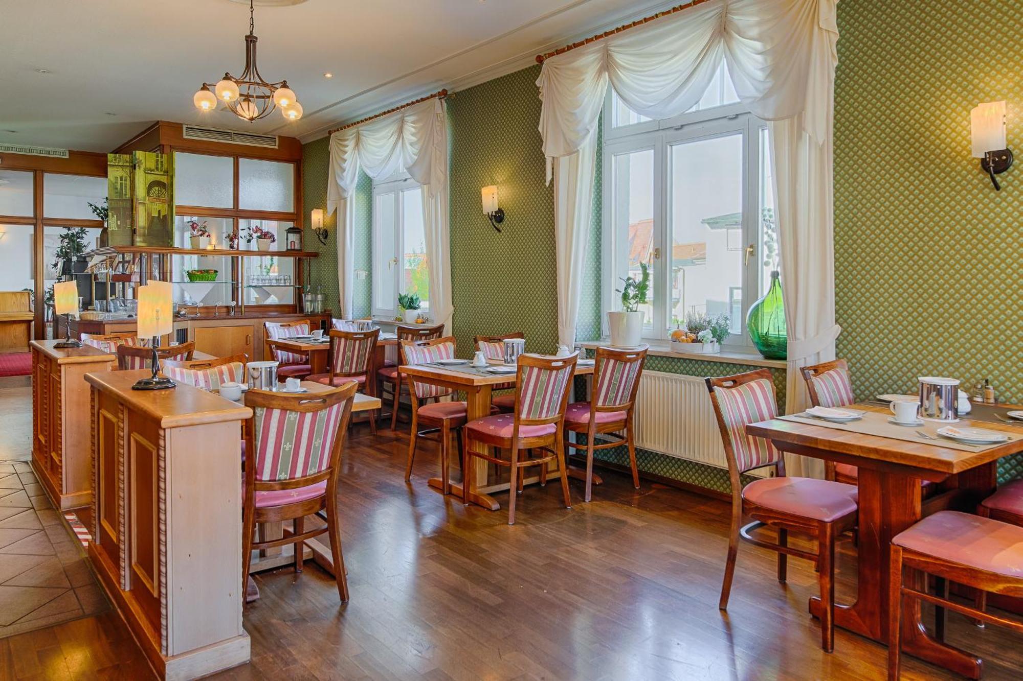 Hotel Fuersteneck Bernburg Eksteriør billede