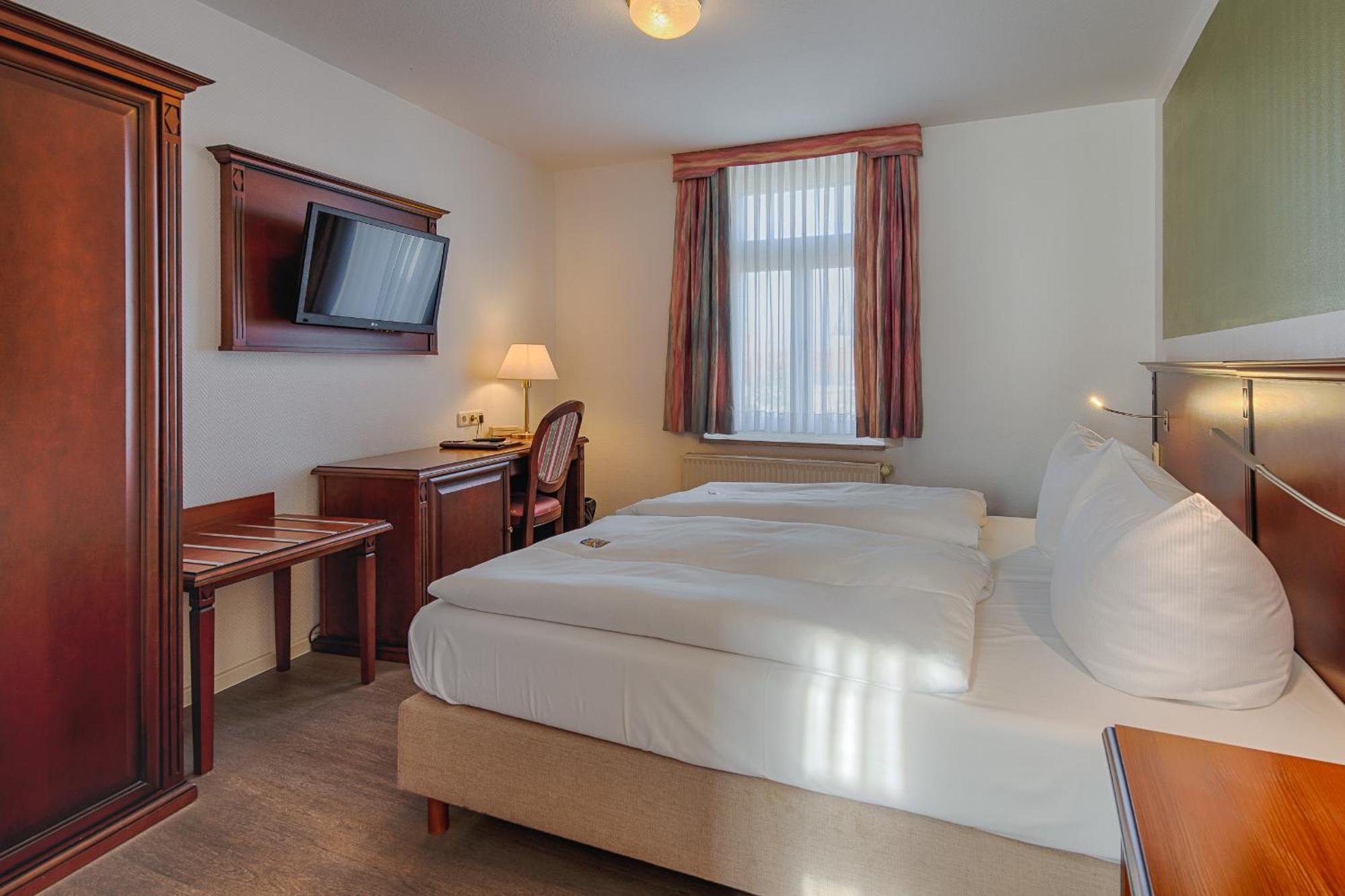 Hotel Fuersteneck Bernburg Eksteriør billede