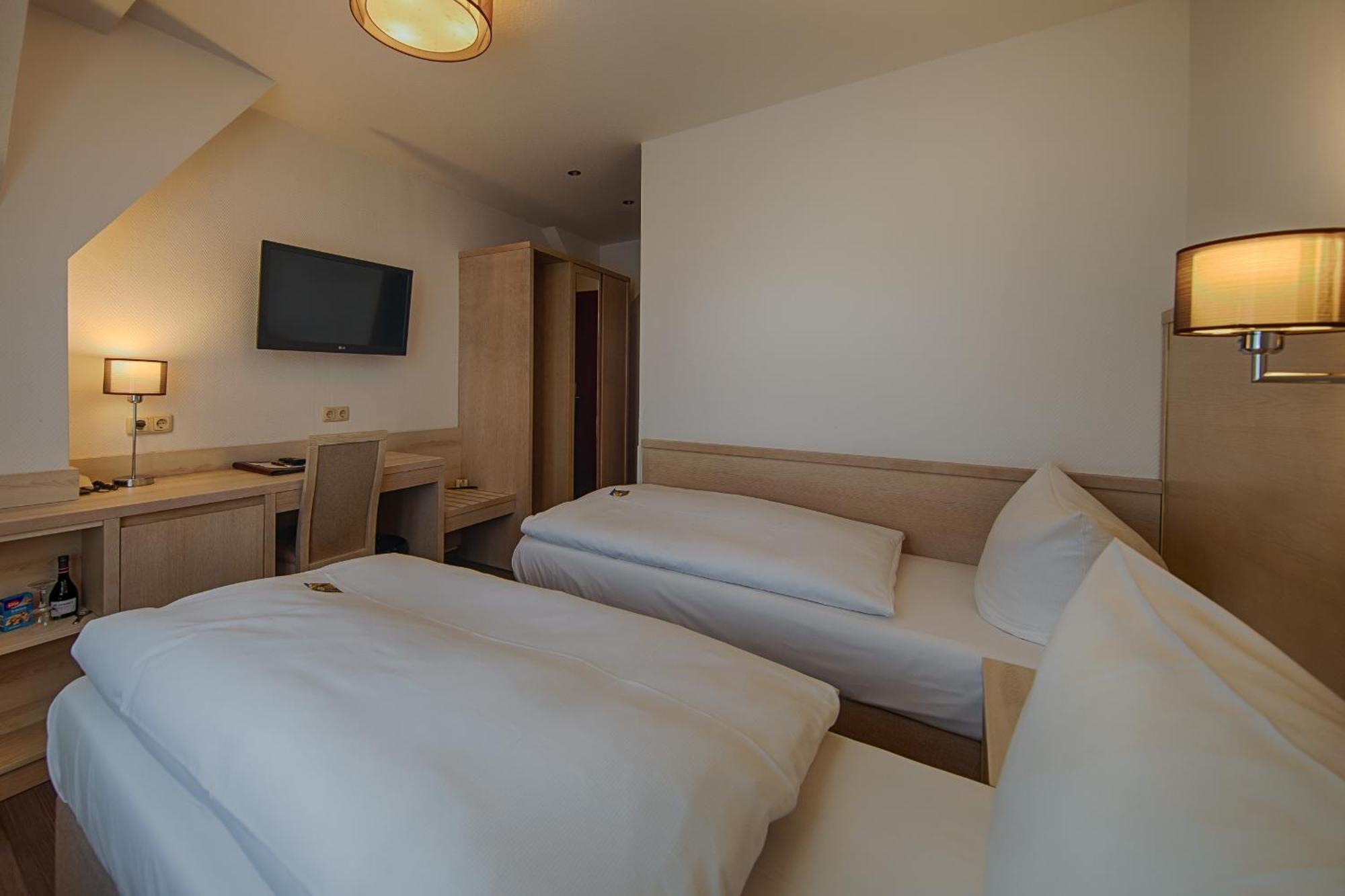 Hotel Fuersteneck Bernburg Eksteriør billede