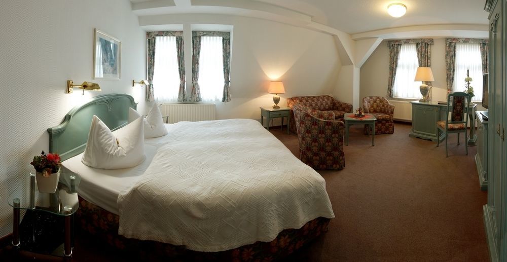 Hotel Fuersteneck Bernburg Eksteriør billede