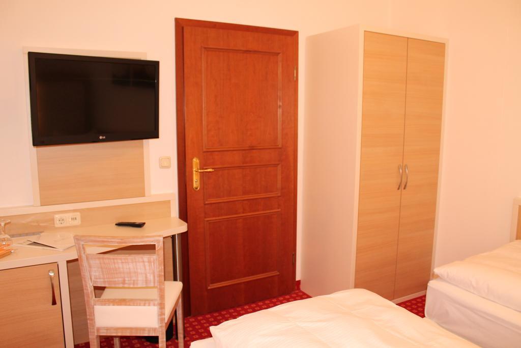 Hotel Fuersteneck Bernburg Eksteriør billede