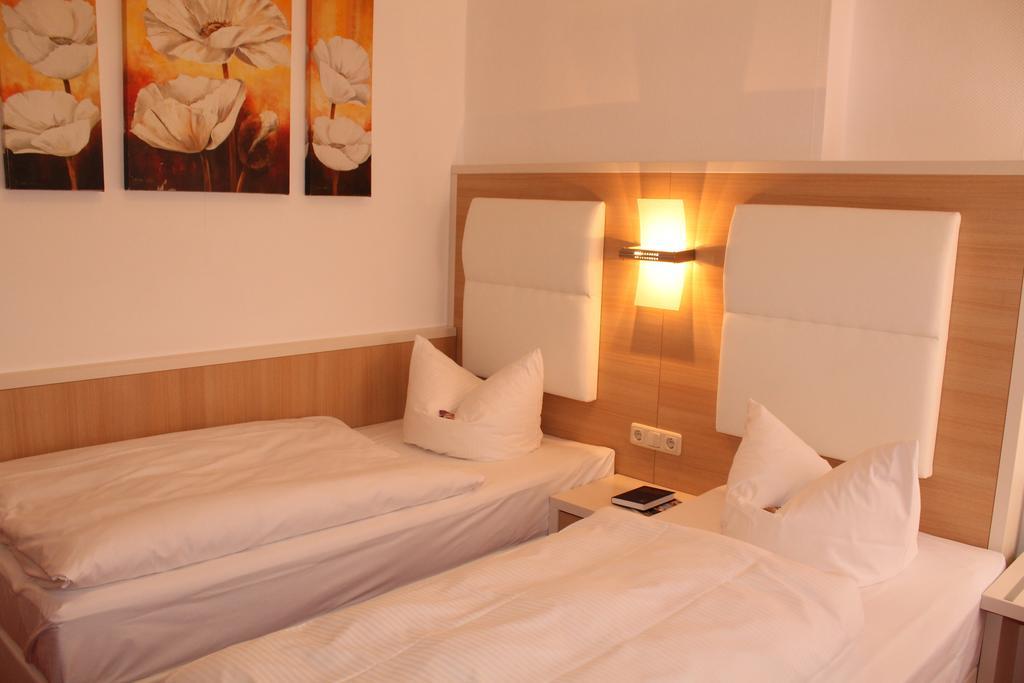 Hotel Fuersteneck Bernburg Eksteriør billede