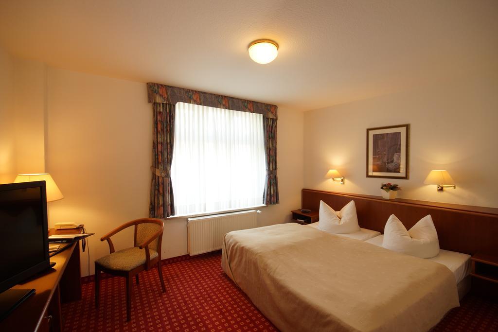 Hotel Fuersteneck Bernburg Eksteriør billede